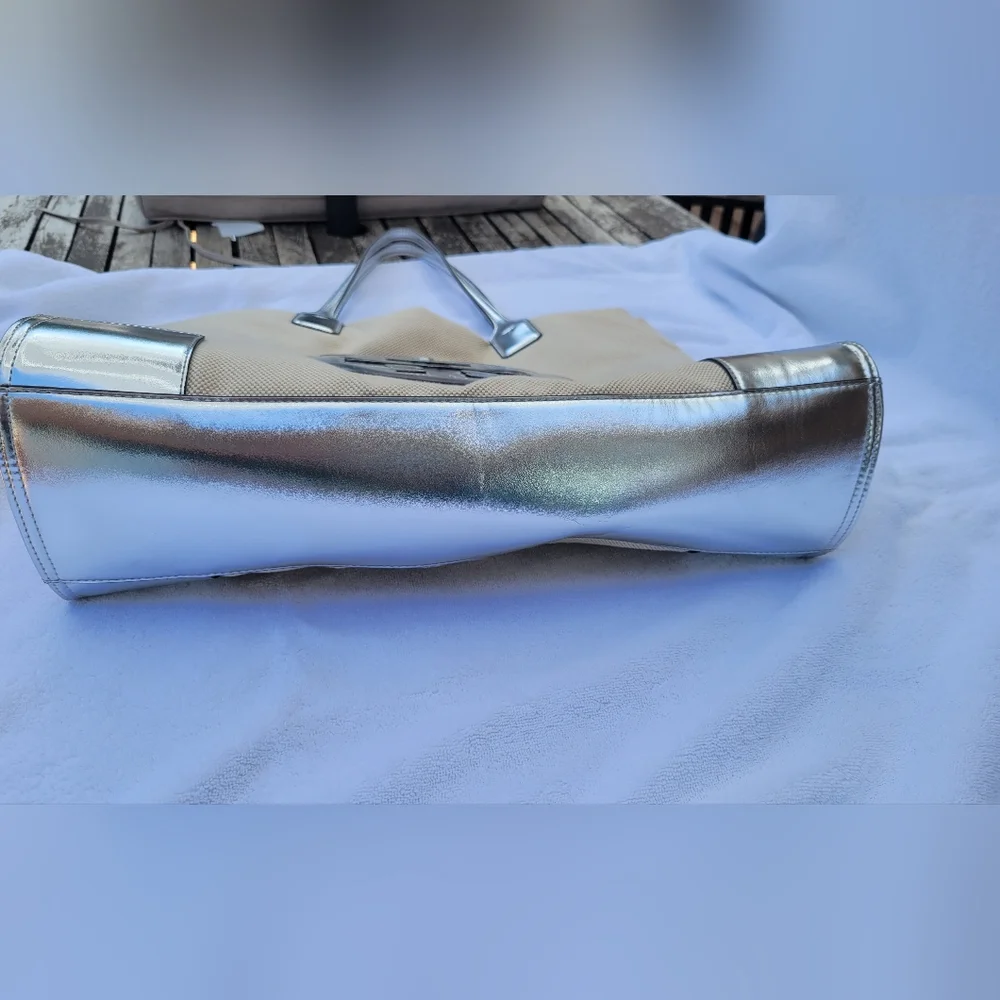 ‼️PRICE SLASHED‼️ NWOT Tory Burch Large Woven Tote. Great for Spring and Summer! - Picture 3 of 8